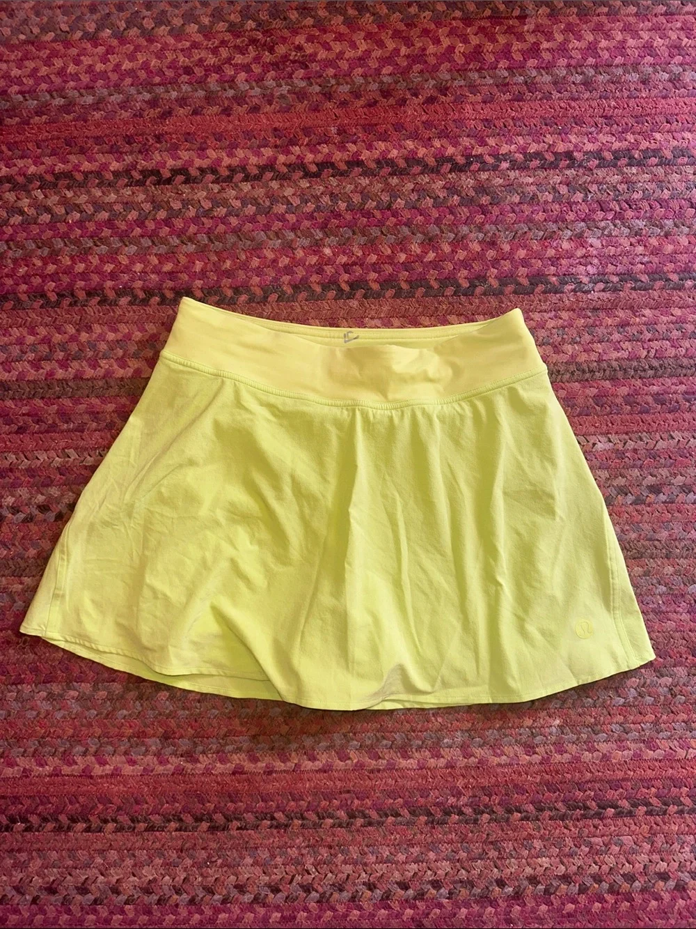 lululemon lightweight high rise Lemon Yellow Skater Tennis Skirt sour grape